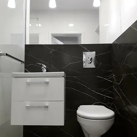 Activtower Apartament Hotel *