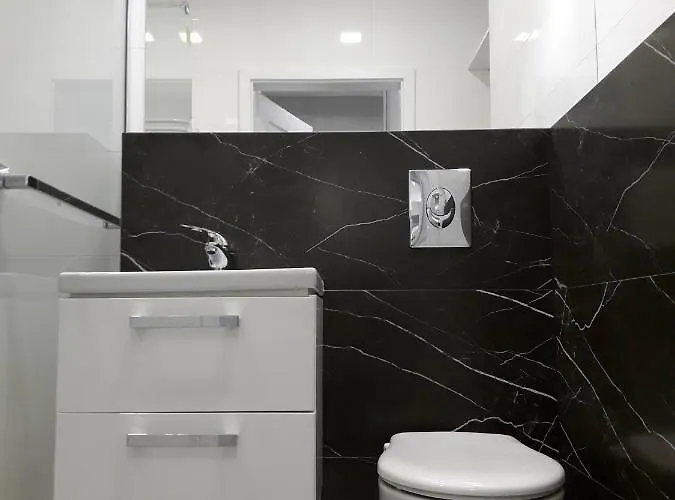 Activtower Apartament Hotel *